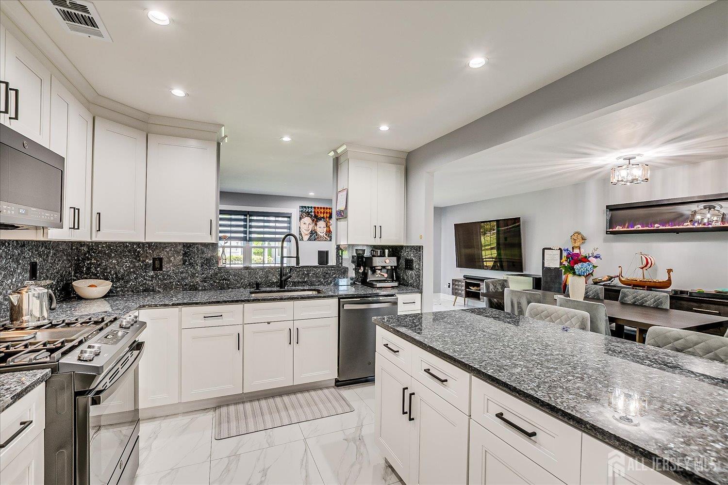 1031 Terragon Court, Morganville, New Jersey image 9
