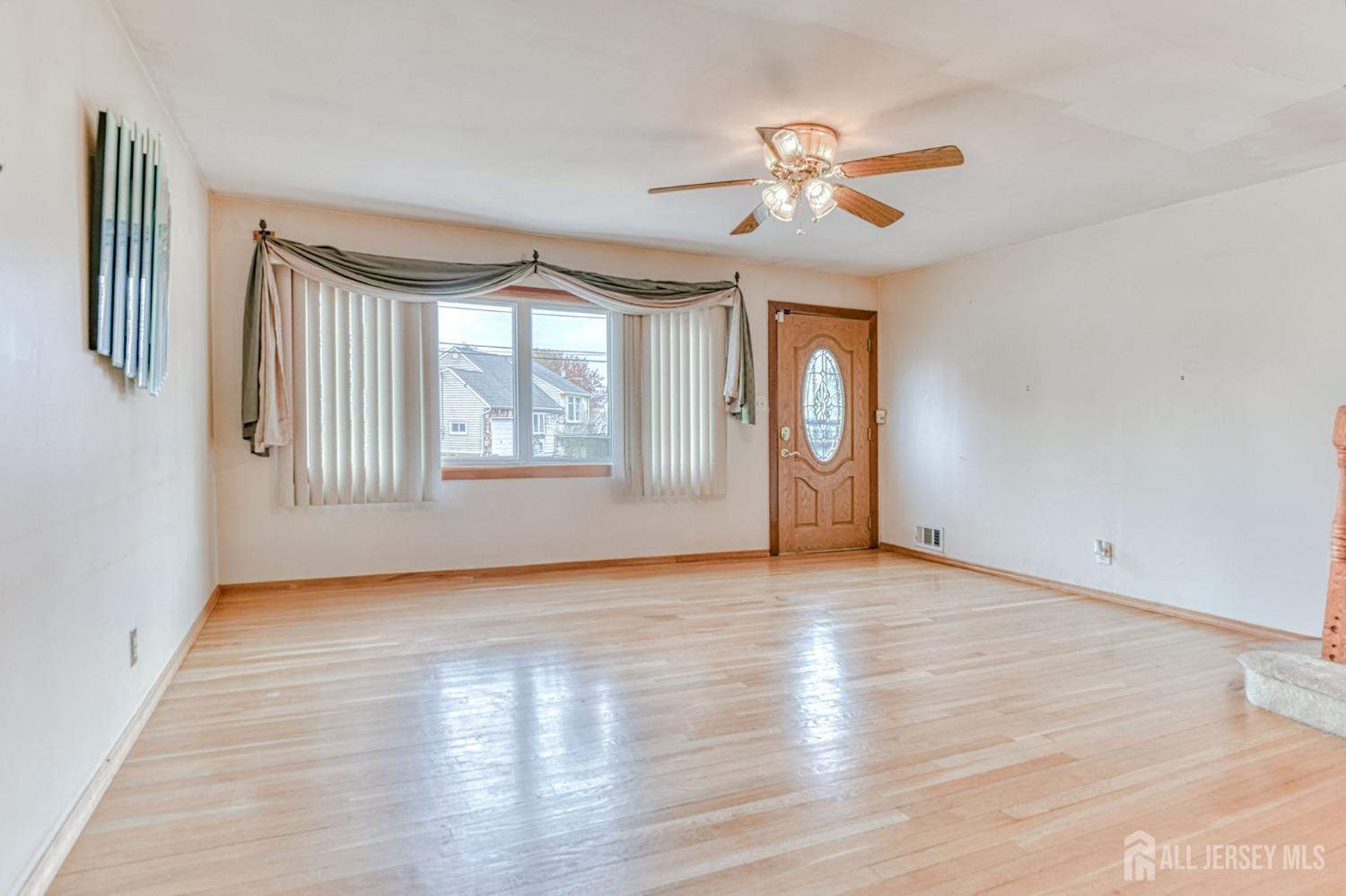 14 Bradford Road, East Brunswick, New Jersey image 10