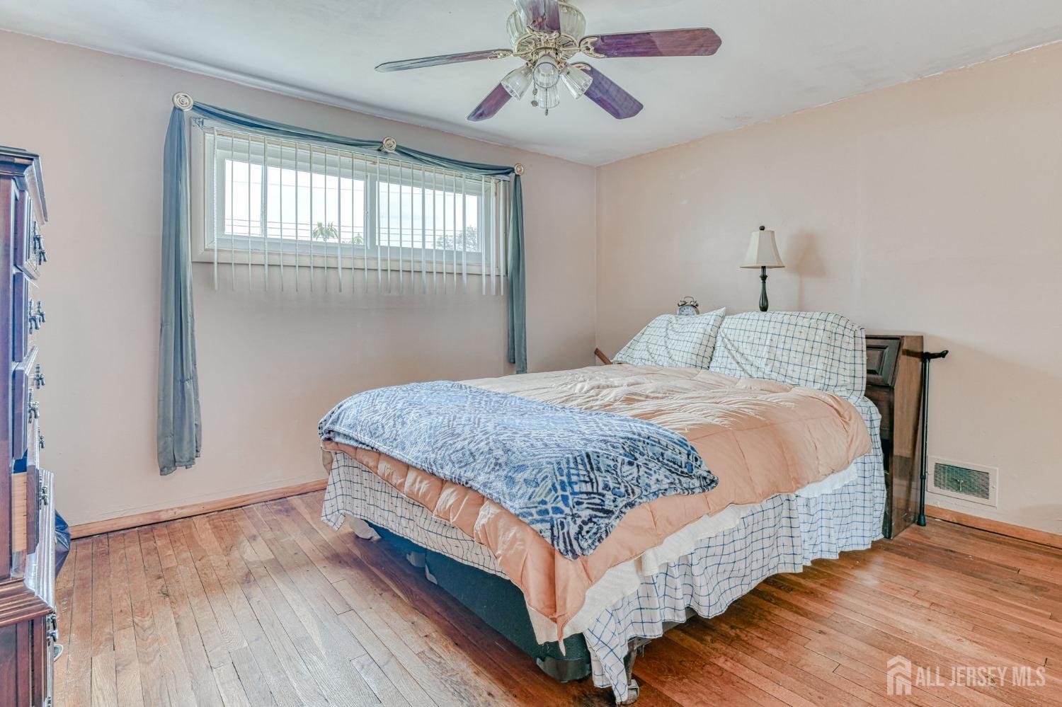 14 Bradford Road, East Brunswick, New Jersey image 21