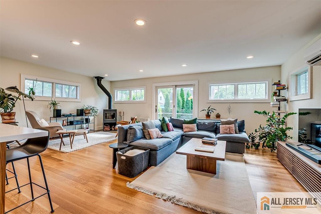 12 S 8th Avenue, Highland Park, New Jersey image 32