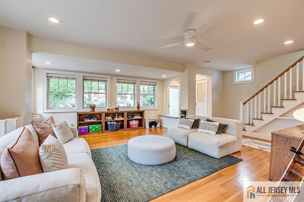 12 S 8th Avenue, Highland Park, New Jersey image 15