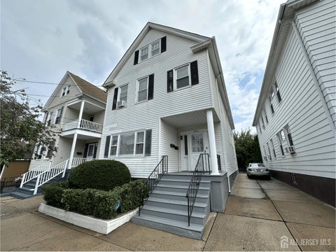 Apartment For Rent - 11 Oxford Street #2<br/> New Brunswick, NJ 08901