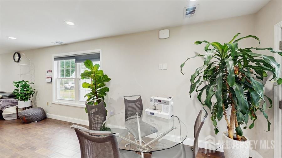 24 Westwood Circle, Edison, New Jersey image 9