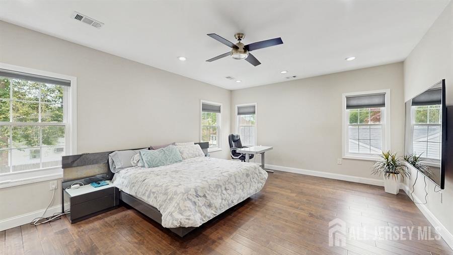 24 Westwood Circle, Edison, New Jersey image 15