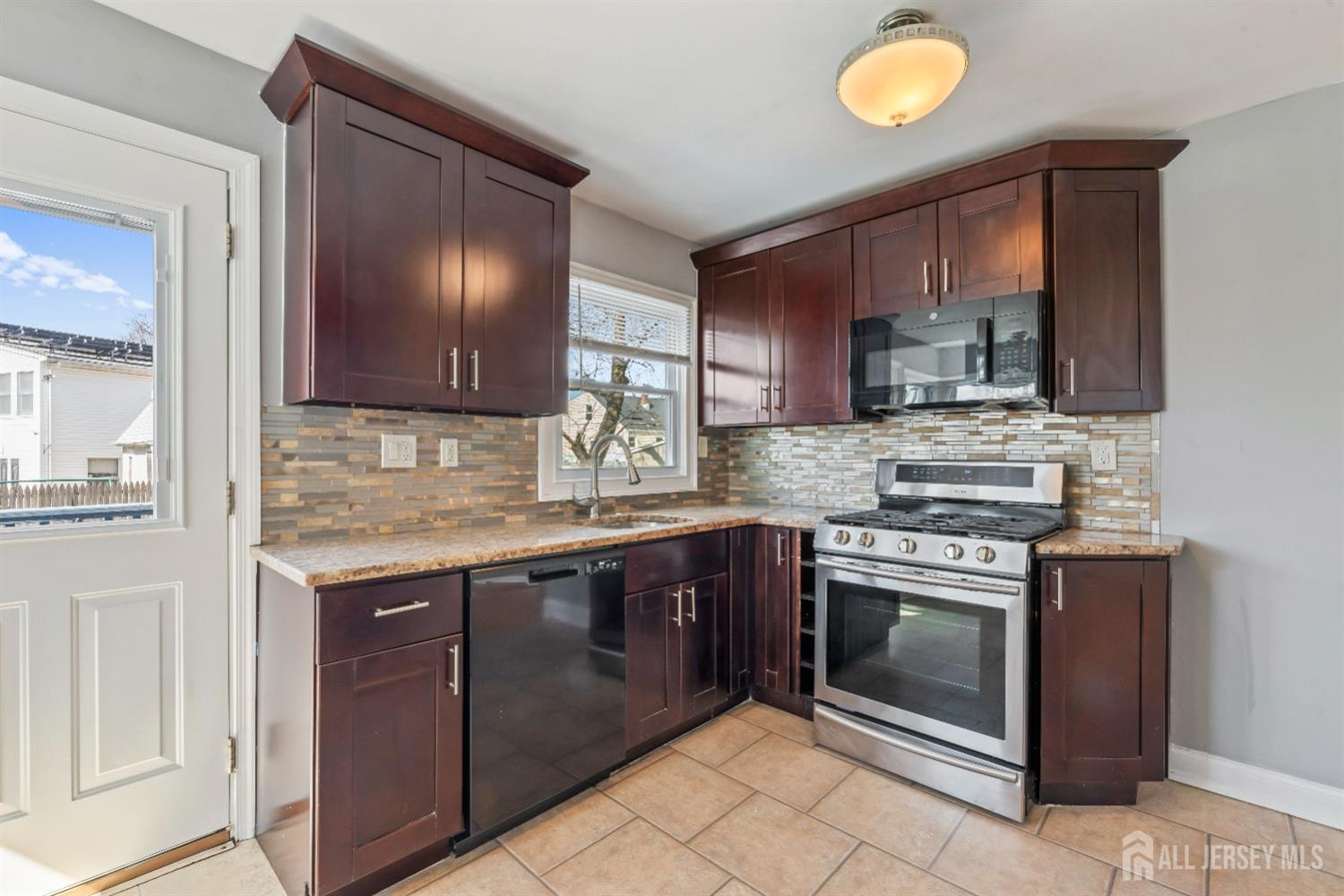 48 Columbus Avenue, Edison, New Jersey image 12