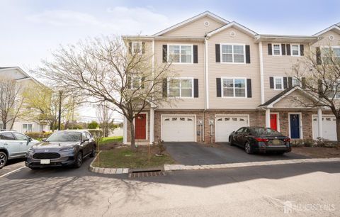 Townhouse For Sale - 10 Alerica Lane<br/> Franklin, NJ 08873