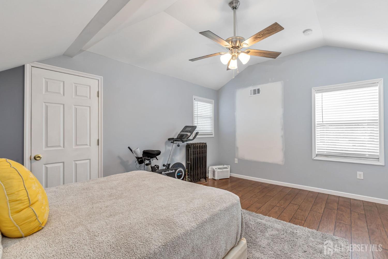 577 Holmdel Road, Hazlet, New Jersey image 27