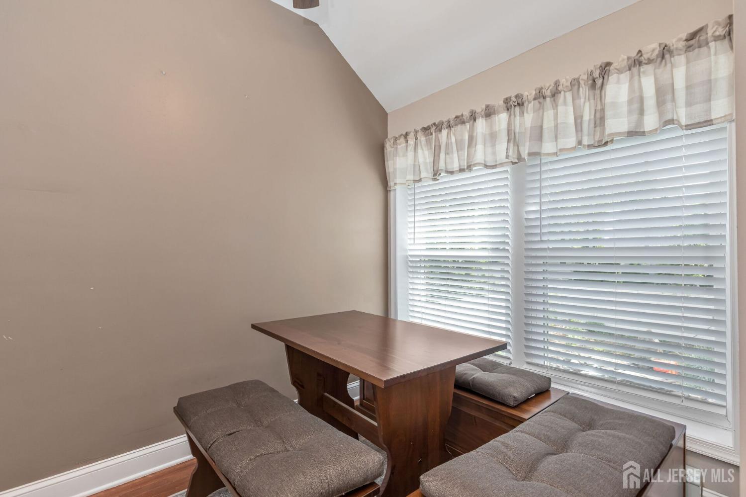 577 Holmdel Road, Hazlet, New Jersey image 17