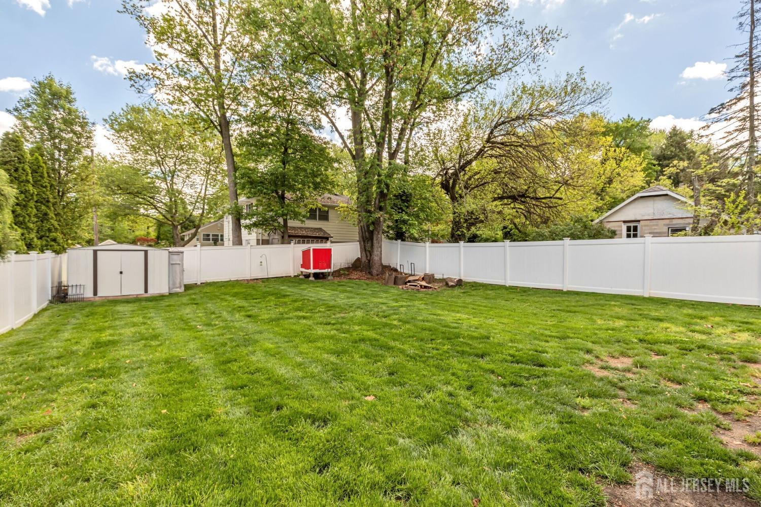577 Holmdel Road, Hazlet, New Jersey image 35