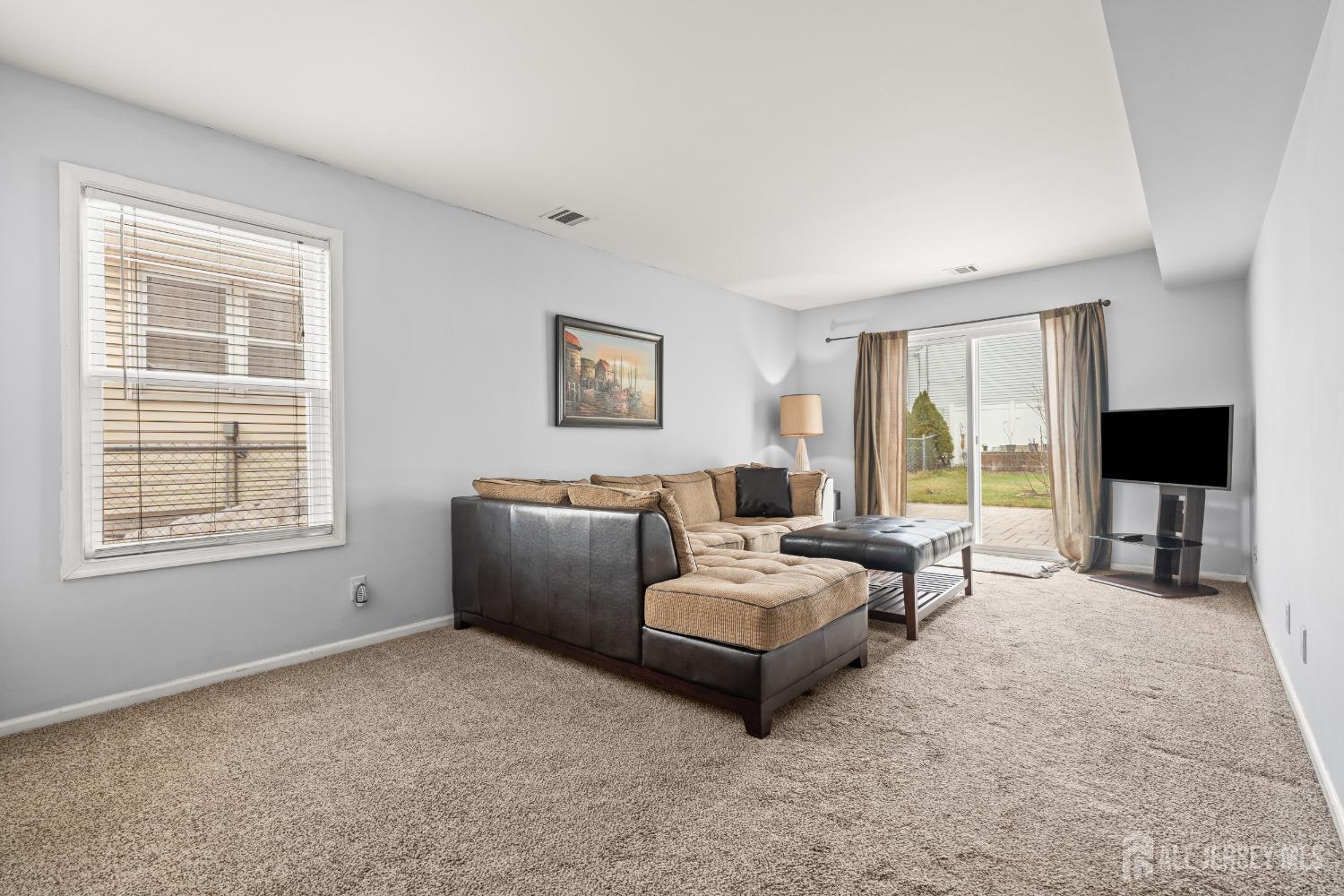107 Crestview Drive, Maplewood, New Jersey image 6