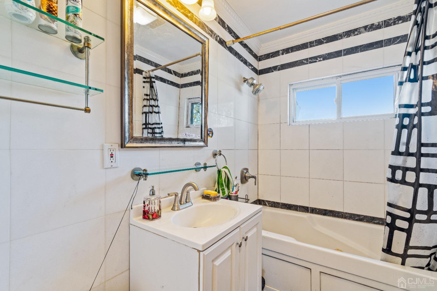 185 Midfield Avenue, Colonia, New Jersey image 13