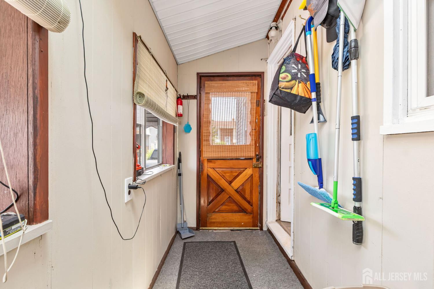 164 Holly Street, Port Reading, New Jersey image 19