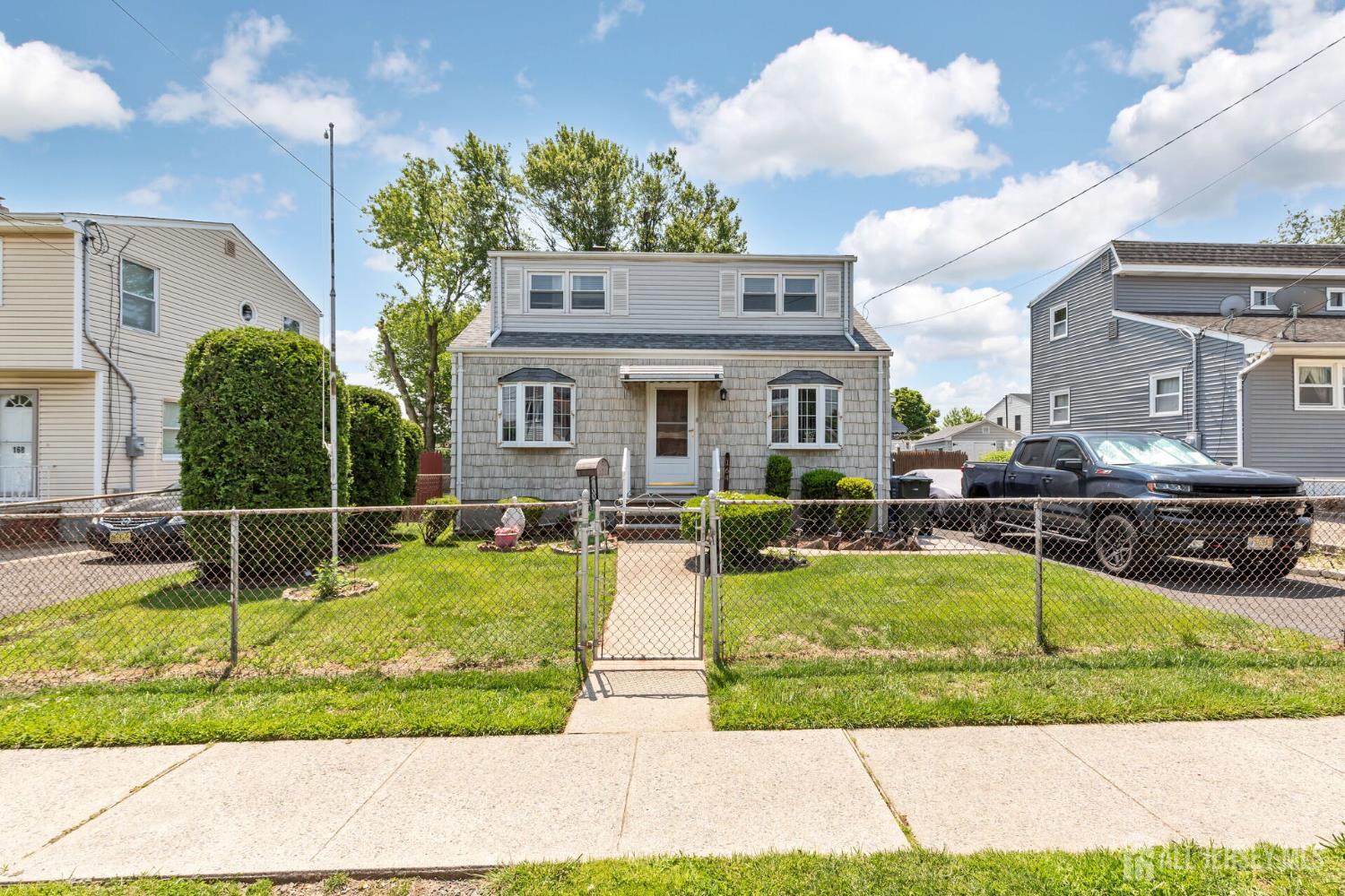 164 Holly Street, Port Reading, New Jersey image 28