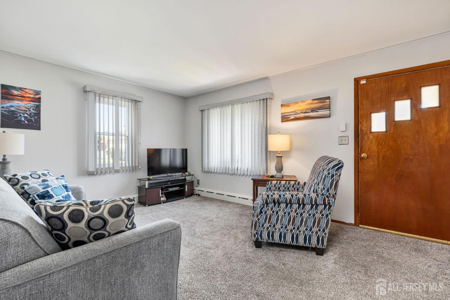 164 Holly Street, Port Reading, New Jersey image 2