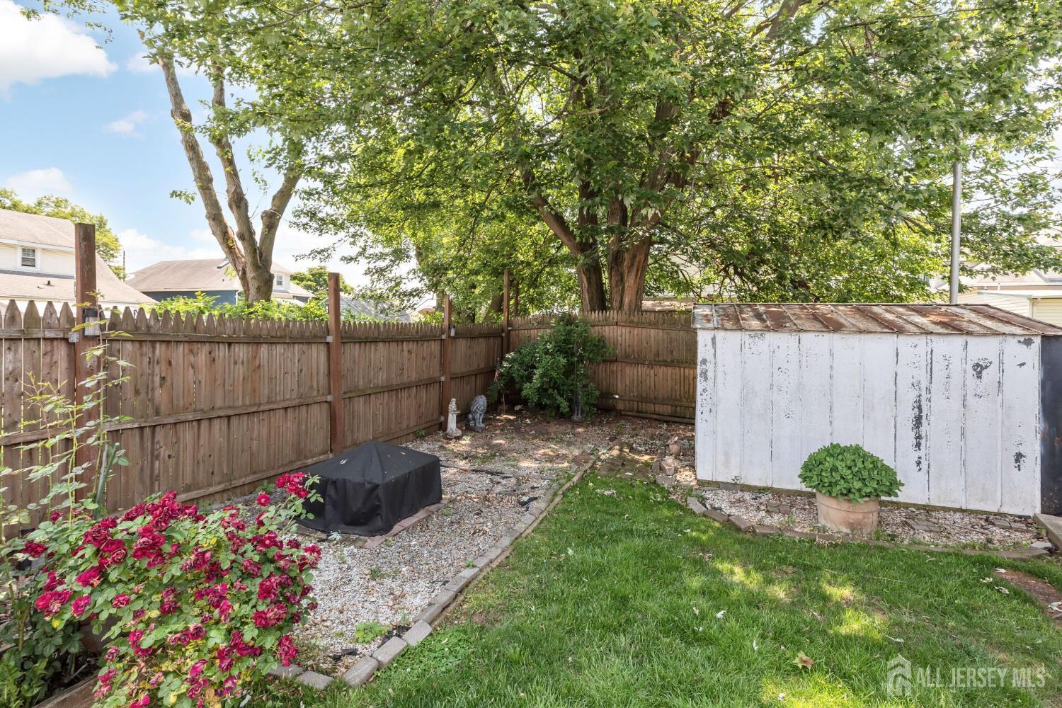 164 Holly Street, Port Reading, New Jersey image 33