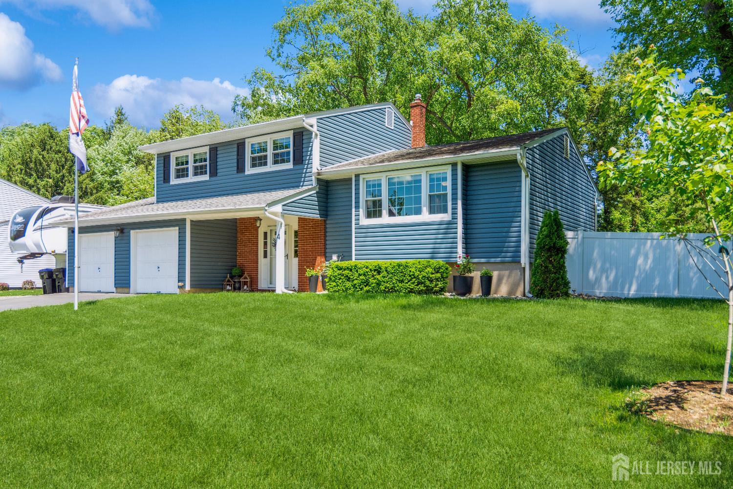 4 Wedgewood Court, East Brunswick, New Jersey image 1