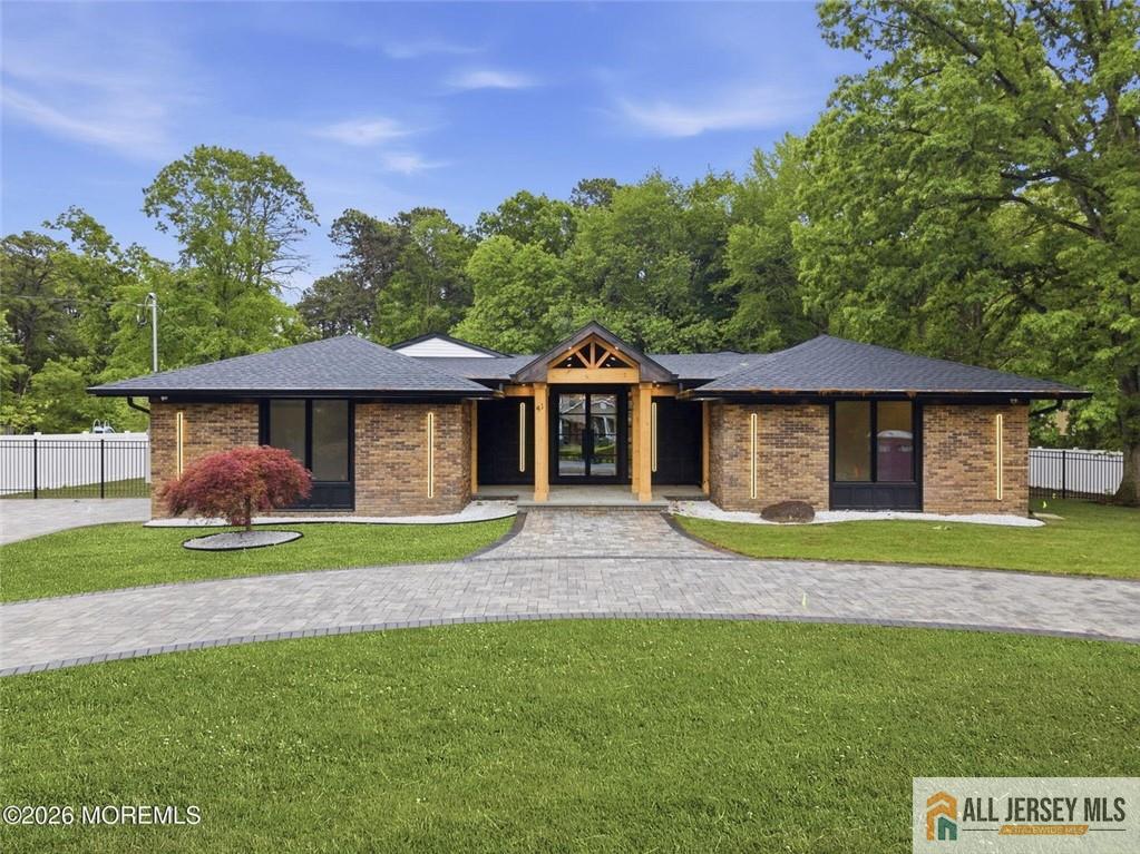 41 Pine St, Old Bridge, NJ, 08857, USA, 5 Bedrooms Bedrooms, ,4 BathroomsBathrooms,Residential,Active,41 Pine St,2662087M