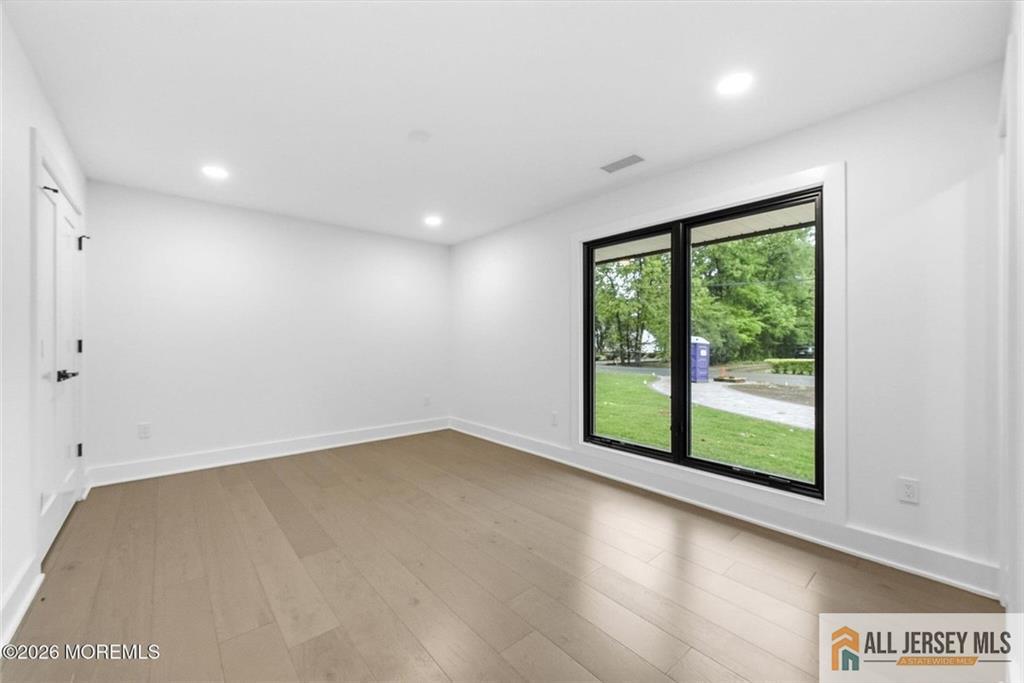 41 Pine St, Old Bridge, NJ, 08857, USA, 5 Bedrooms Bedrooms, ,4 BathroomsBathrooms,Residential,Active,41 Pine St,2662087M