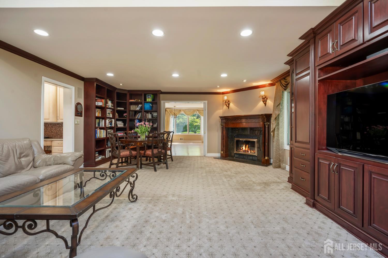 East Brunswick, New Jersey, 08816, United States, 5 Bedrooms Bedrooms, ,6 BathroomsBathrooms,Residential,Active,2044990