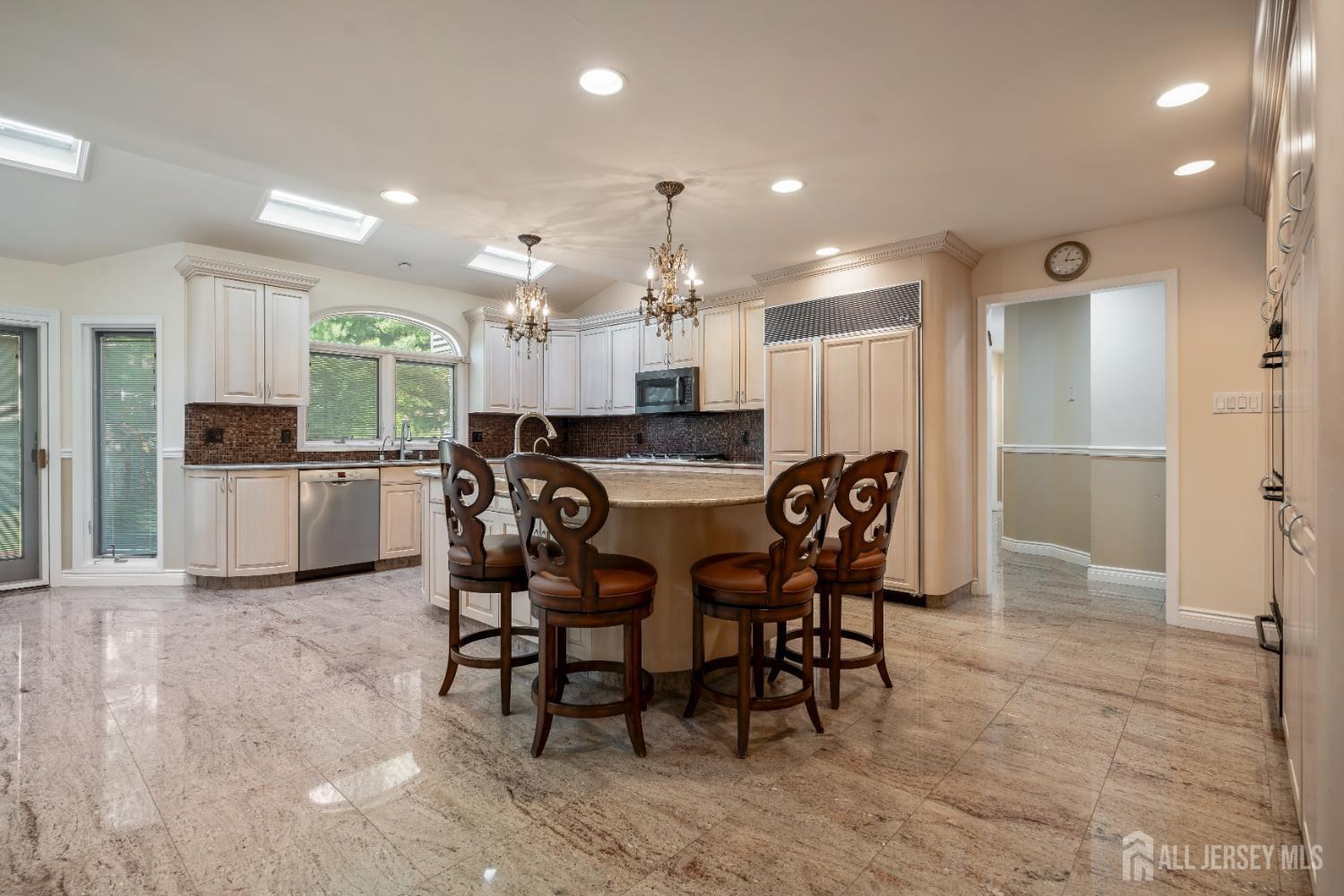 East Brunswick, New Jersey, 08816, United States, 5 Bedrooms Bedrooms, ,6 BathroomsBathrooms,Residential,Active,2044990