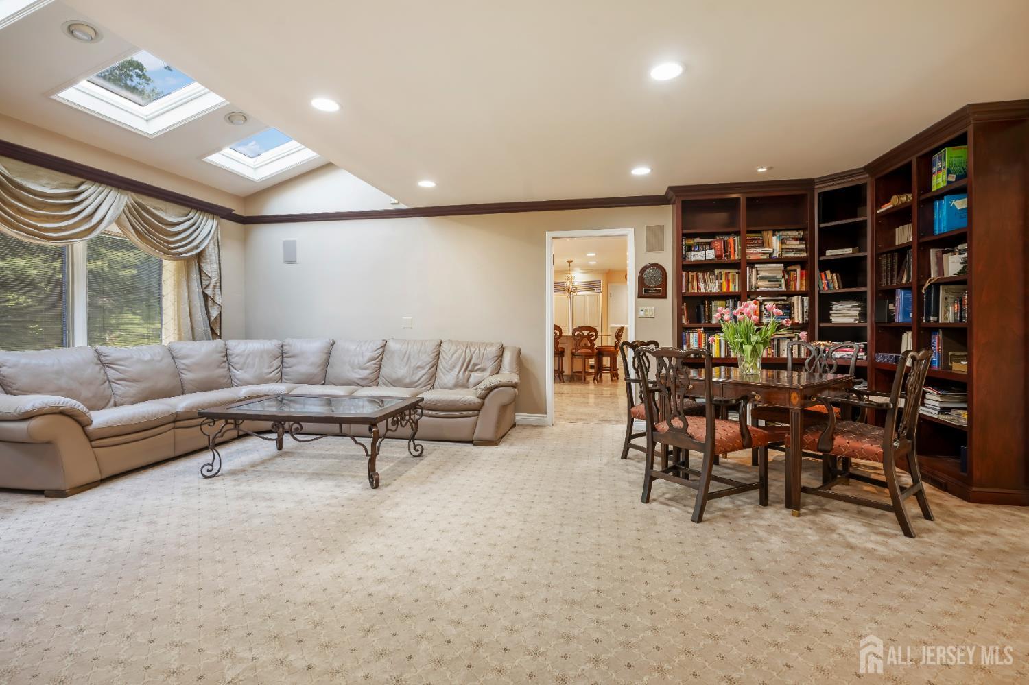 East Brunswick, New Jersey, 08816, United States, 5 Bedrooms Bedrooms, ,6 BathroomsBathrooms,Residential,Active,2044990