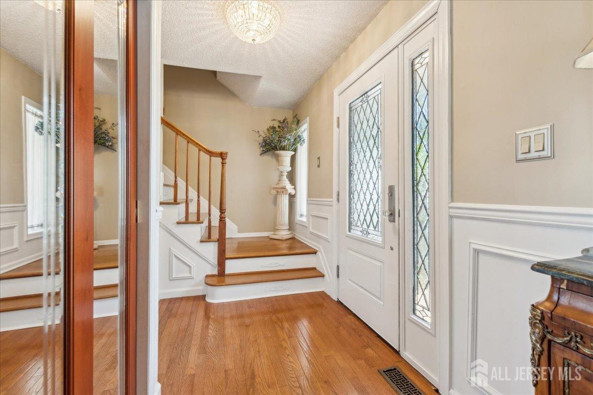 11 Cardinal Court, Old Bridge, New Jersey image 4