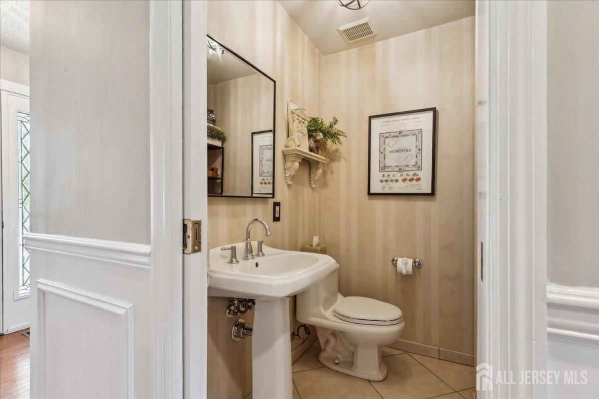 11 Cardinal Court, Old Bridge, New Jersey image 17