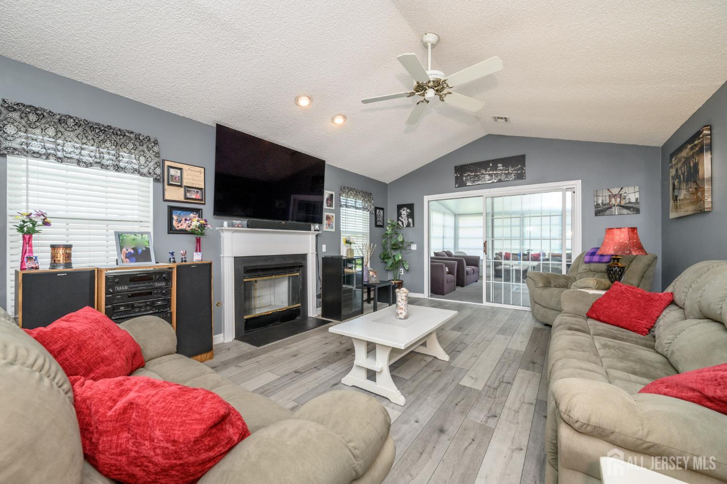 11 Sandhurst Court, Toms River, New Jersey image 13