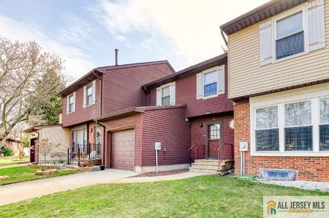 Condo For Sale - 16 Pendleton Place<br/> Middlesex County, Old Bridge, NJ 08857