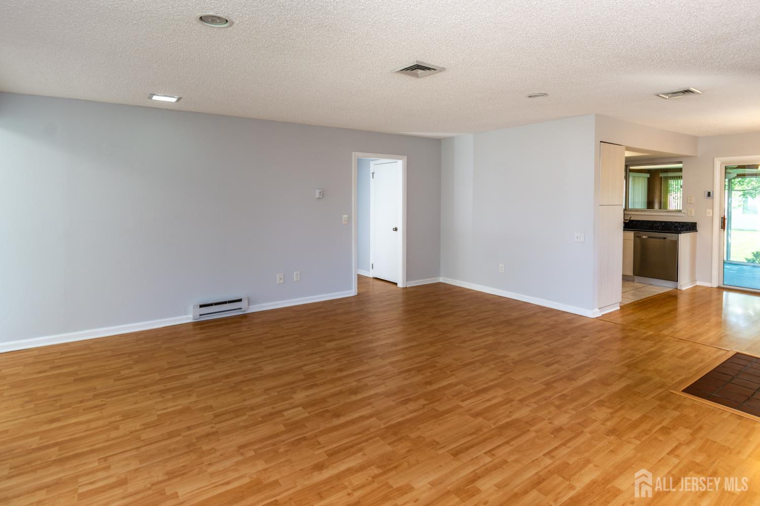 249 Doremus Drive #B, Monroe Township, New Jersey image 11