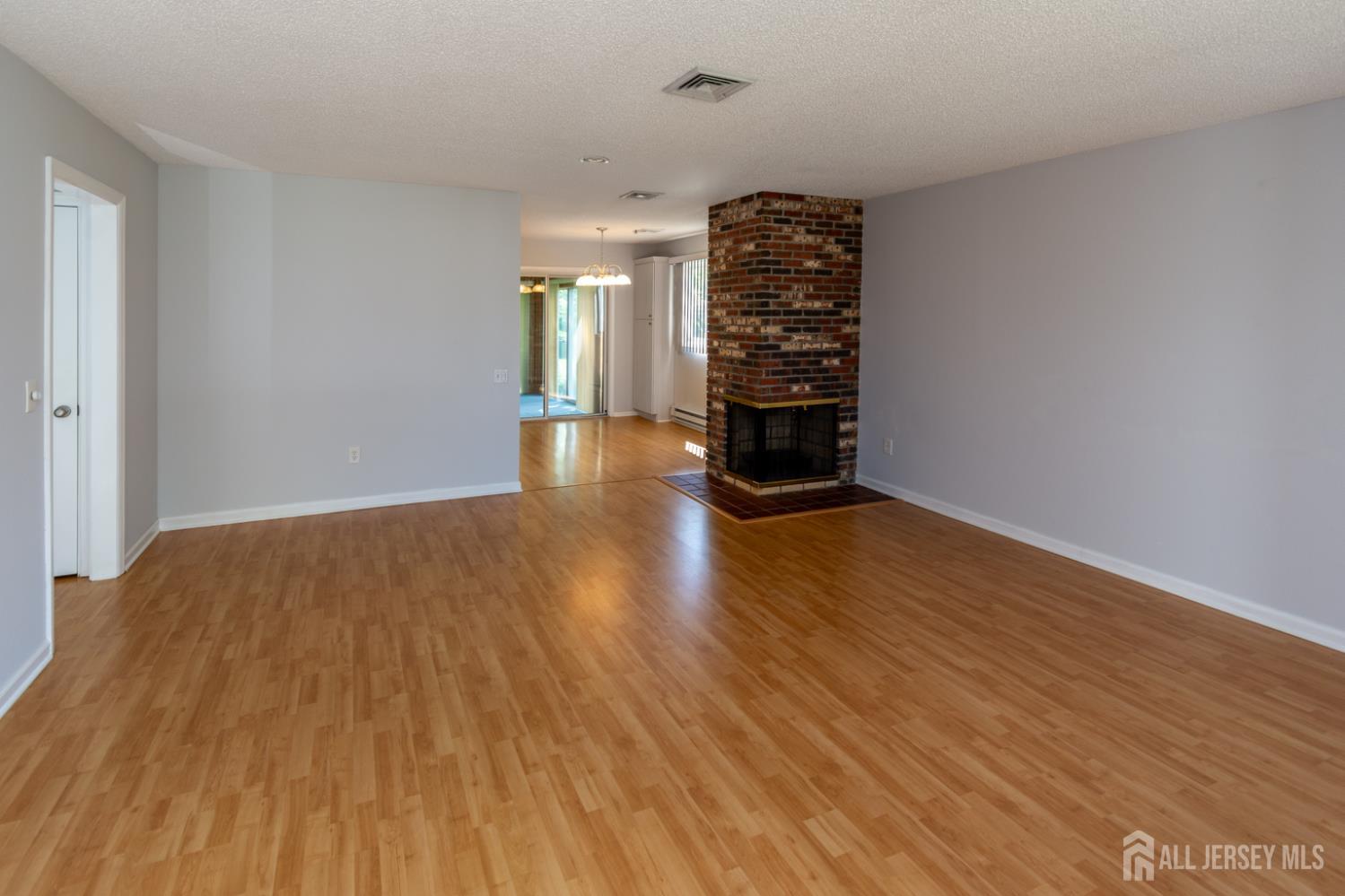 249 Doremus Drive #B, Monroe Township, New Jersey image 7