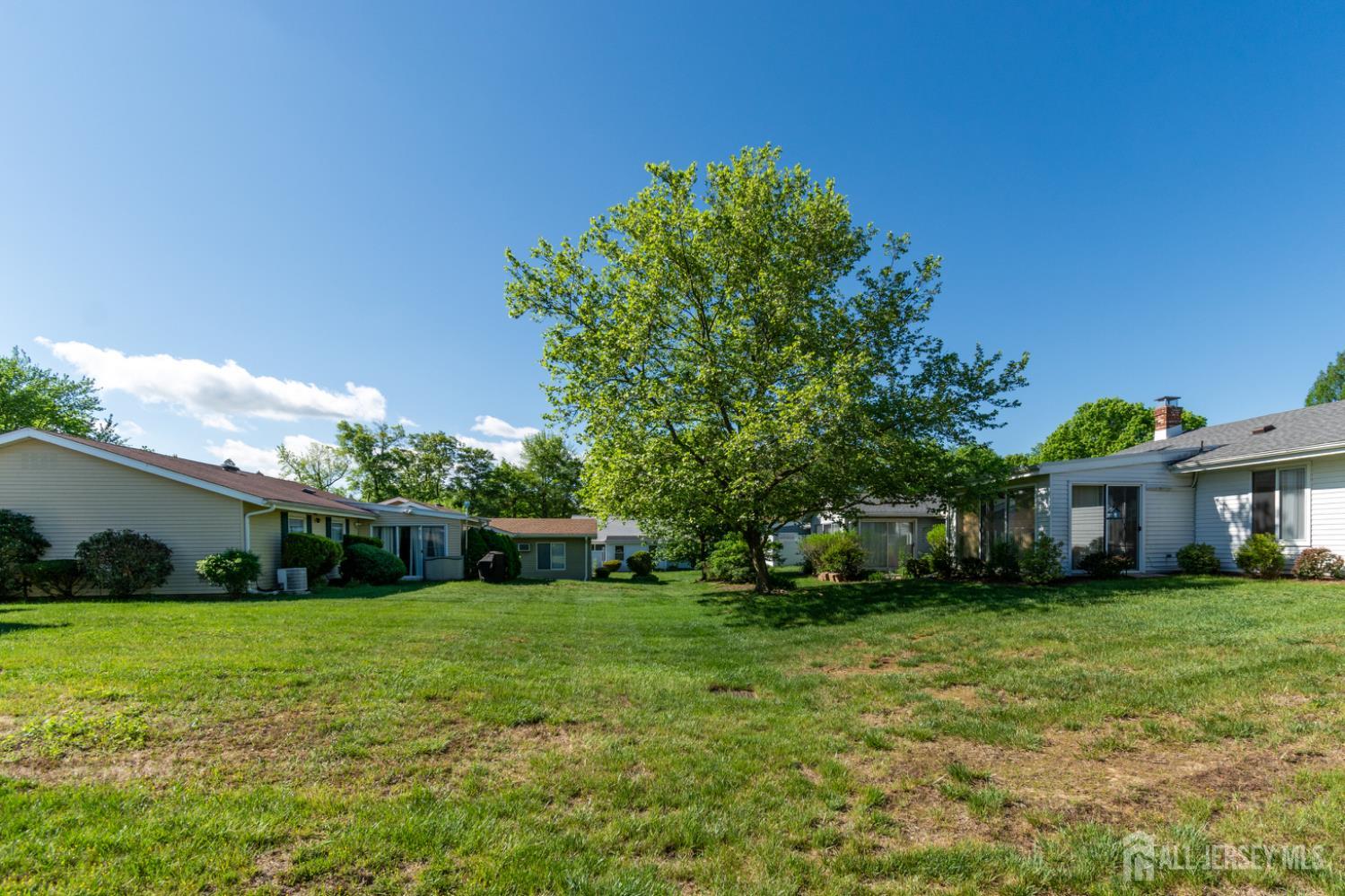 249 Doremus Drive #B, Monroe Township, New Jersey image 41