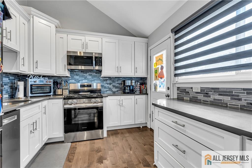 10 Buttonwood Drive, Old Bridge, New Jersey image 13