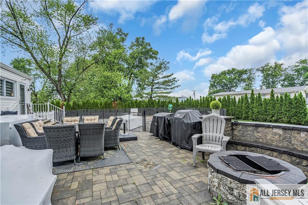 10 Buttonwood Drive, Old Bridge, New Jersey image 32