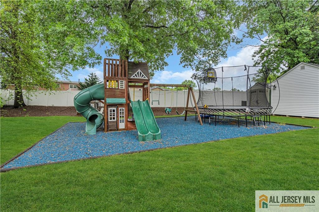 10 Buttonwood Drive, Old Bridge, New Jersey image 30