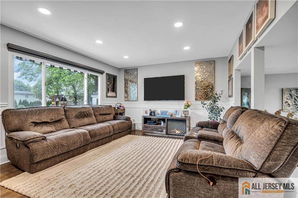 10 Buttonwood Drive, Old Bridge, New Jersey image 10