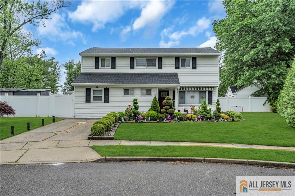 10 Buttonwood Drive, Old Bridge, New Jersey image 3