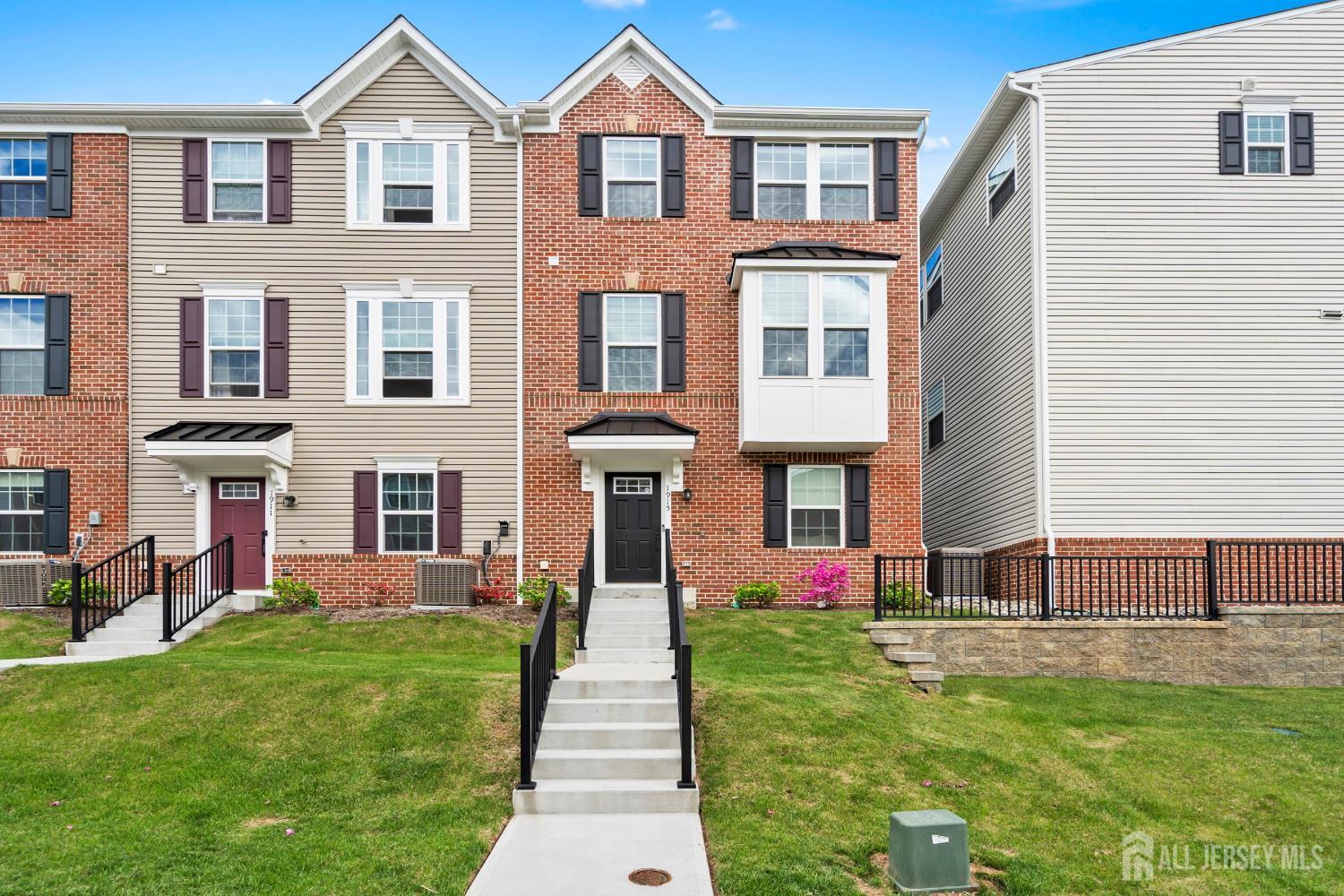 1915 Switzer Avenue, Parlin, New Jersey image 1