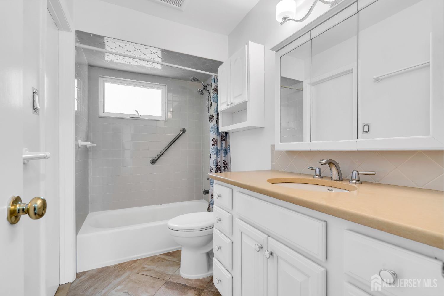 45 Linden Lane, Plainsboro, New Jersey image 16