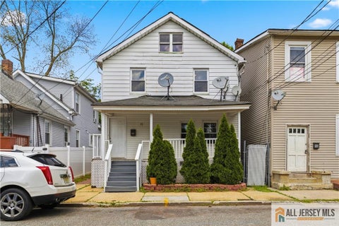 Multifamily For Sale - 15 S Ward Street<br/> New Brunswick, NJ 08901