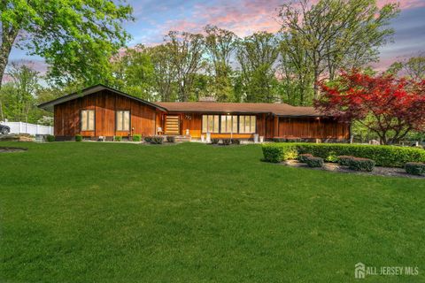 Featured picture for the property 2513143R