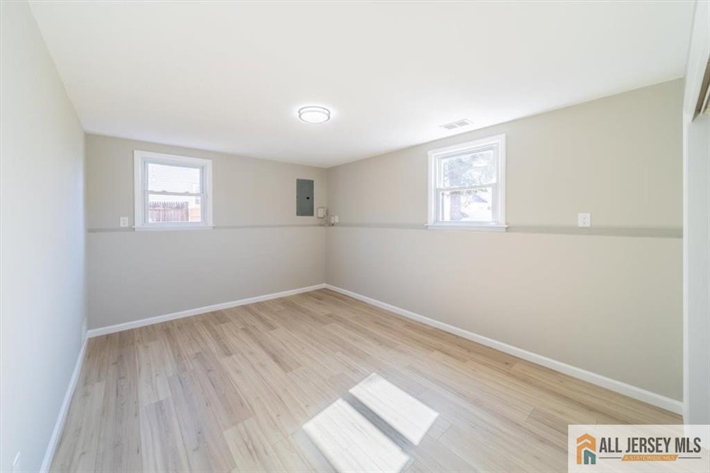 162 Barbara Place, Middlesex, New Jersey image 25