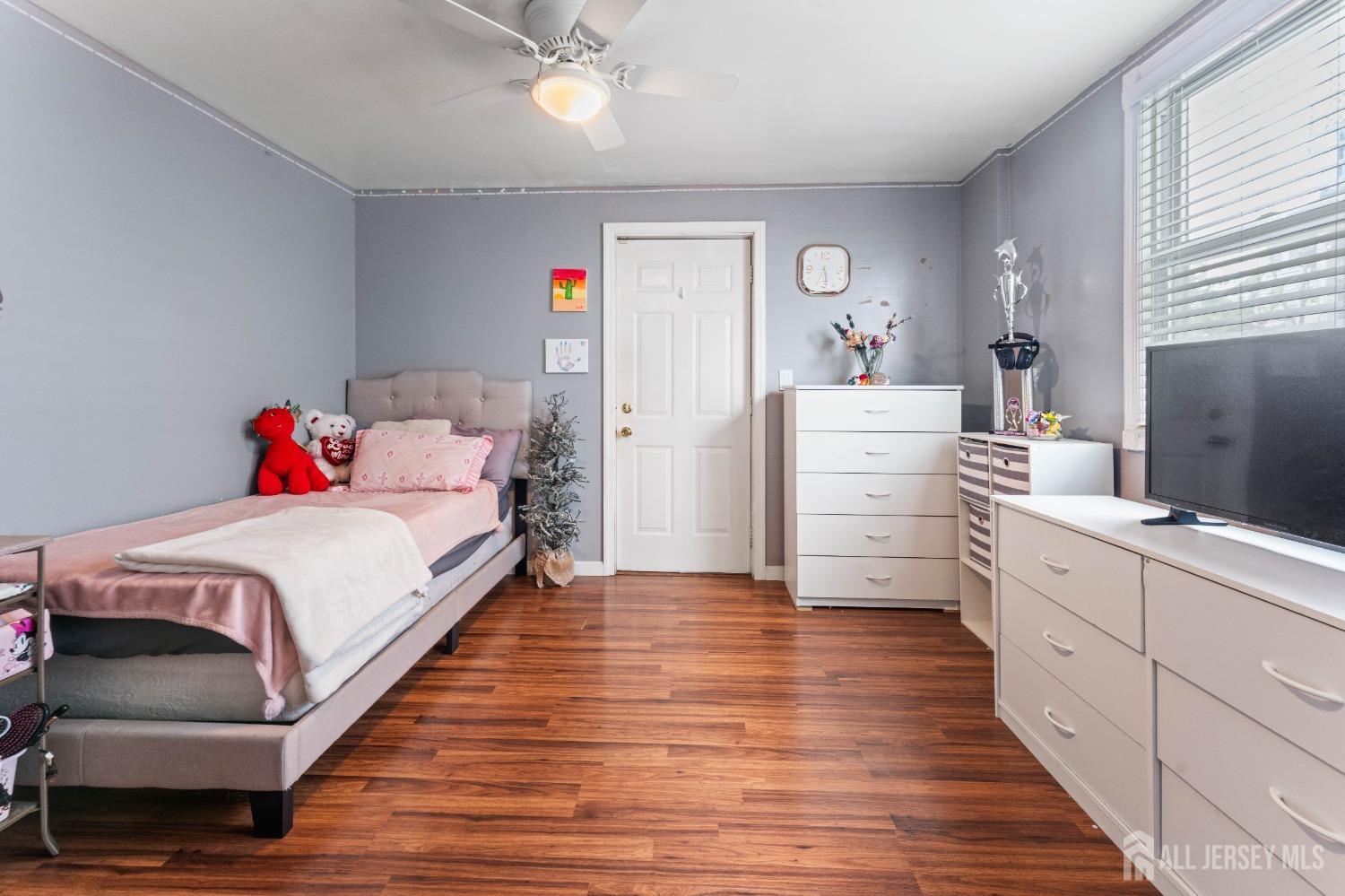 900 Amboy Avenue, Perth Amboy, New Jersey image 12