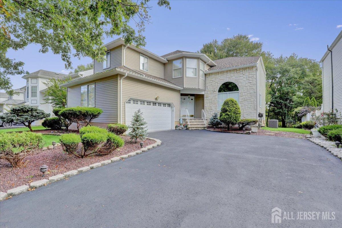 11 Pemberton Drive, Old Bridge, New Jersey image 2