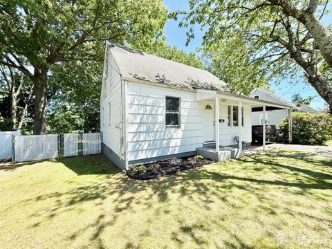 Homes For Sale - 105 Old Post Road<br/> Edison, NJ 08817