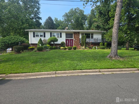 Homes For Sale - 26 Chandler Road<br/> Middlesex County, Edison, NJ 08820