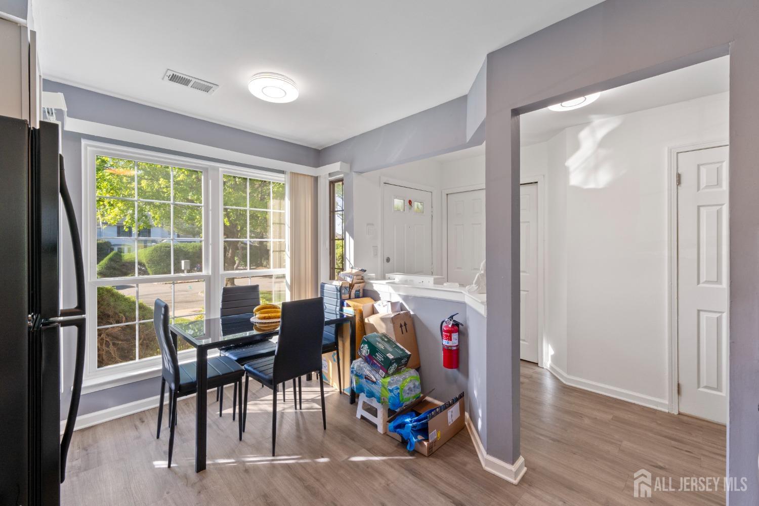 905 Maplecrest Road, Edison, New Jersey image 6