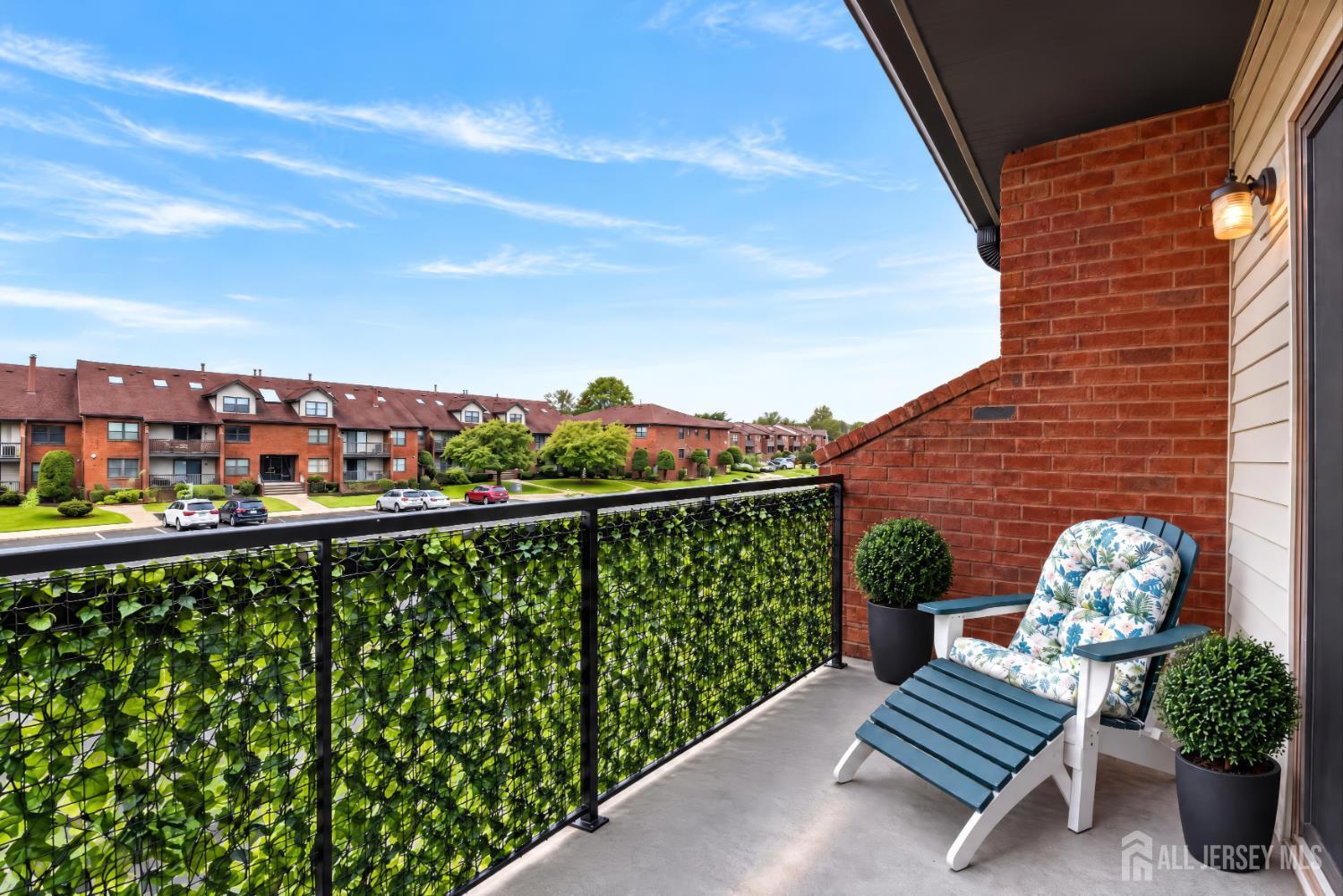 142 Beverly Hill Terrace H