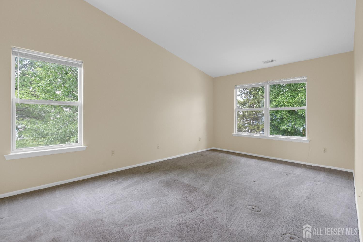 353 Ventnor Court, Piscataway, New Jersey image 17