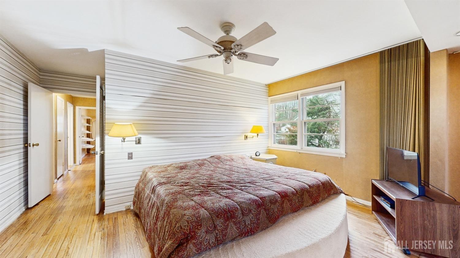 4 Whitewood Road, Edison, New Jersey image 15